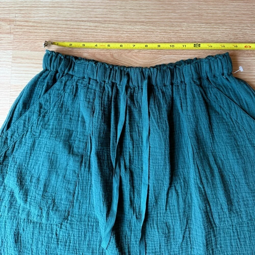 NWT LILLA P Green SHORT SKIRT WITH POCKETS Sz Small